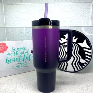 **SOLD**Starbucks x Stanley 40oz Halloween Purple/Black Tumbler, Taiwan 2024